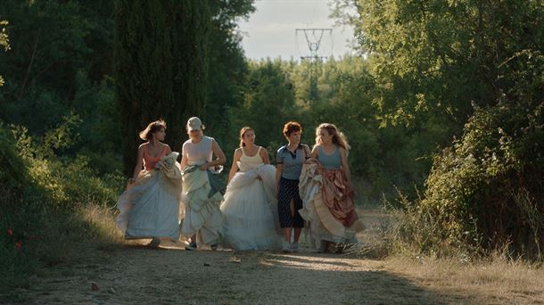 Fotograma de la película 'Las chicas están bien' | Fuente: Los Ilusos Films