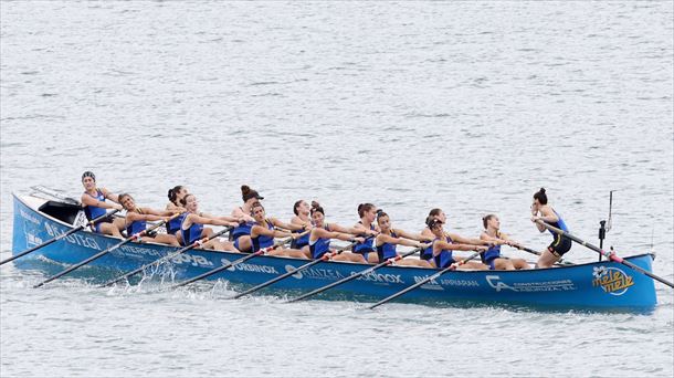 La regata clasificatoria otorgará siete billetes para la Bandera de La Concha. Foto: EFE. 