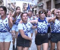 Arraun Lagunak y Urdaibai festejan, en San Sebastián y en Bermeo, su victoria en la Bandera de La Concha