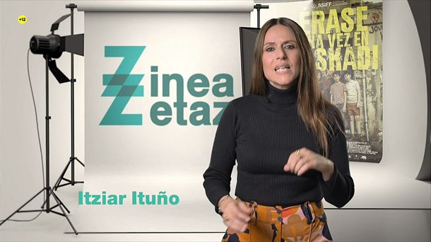 Itziar Ituño, presentadora de "Zinea Zetaz" junto a Eneko Sagardoy