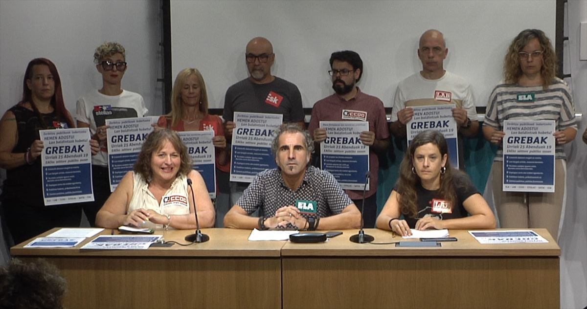 Rueda de prensa de los sindicatos. Imagen obtenida de un vídeo de EITB Media. 