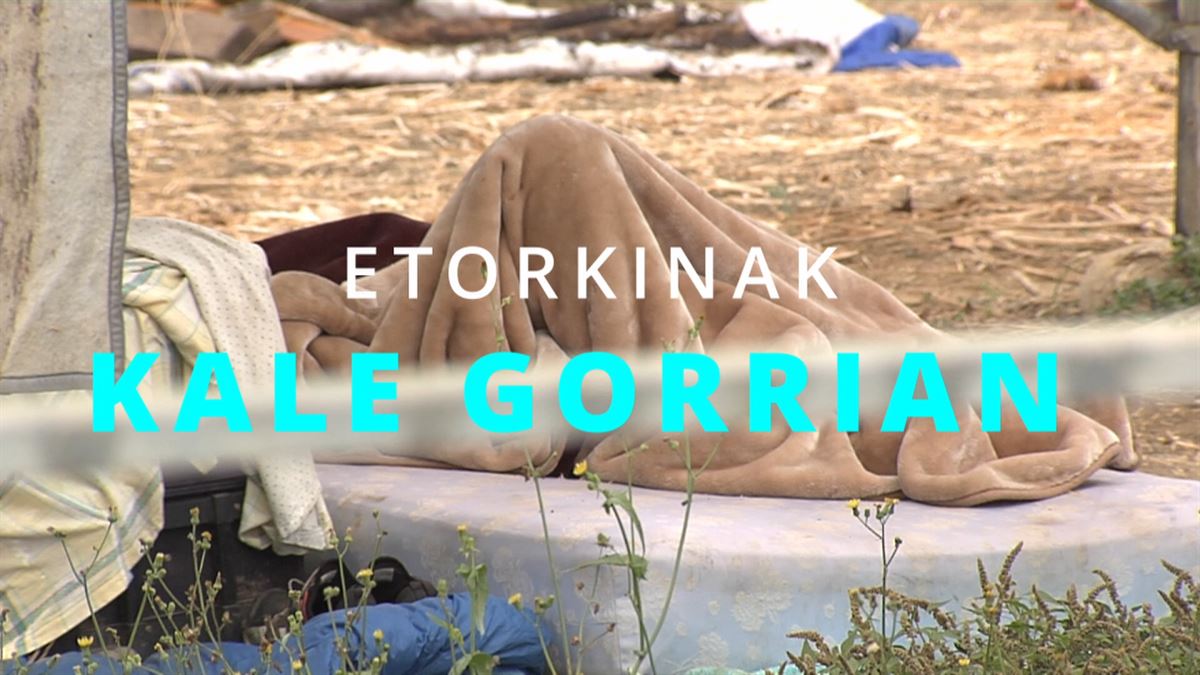 Etorkinak kale gorrian