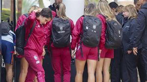 Las futbolistas de la selección española se incorporan a la concentración, a la espera de reunirse con el CSD