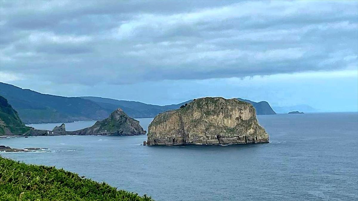 Gaztelugatxe, desde Matxitxako. 