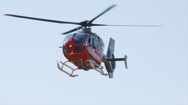 Un helicóptero de los servicios de emergencias. Foto: SOS Navarra