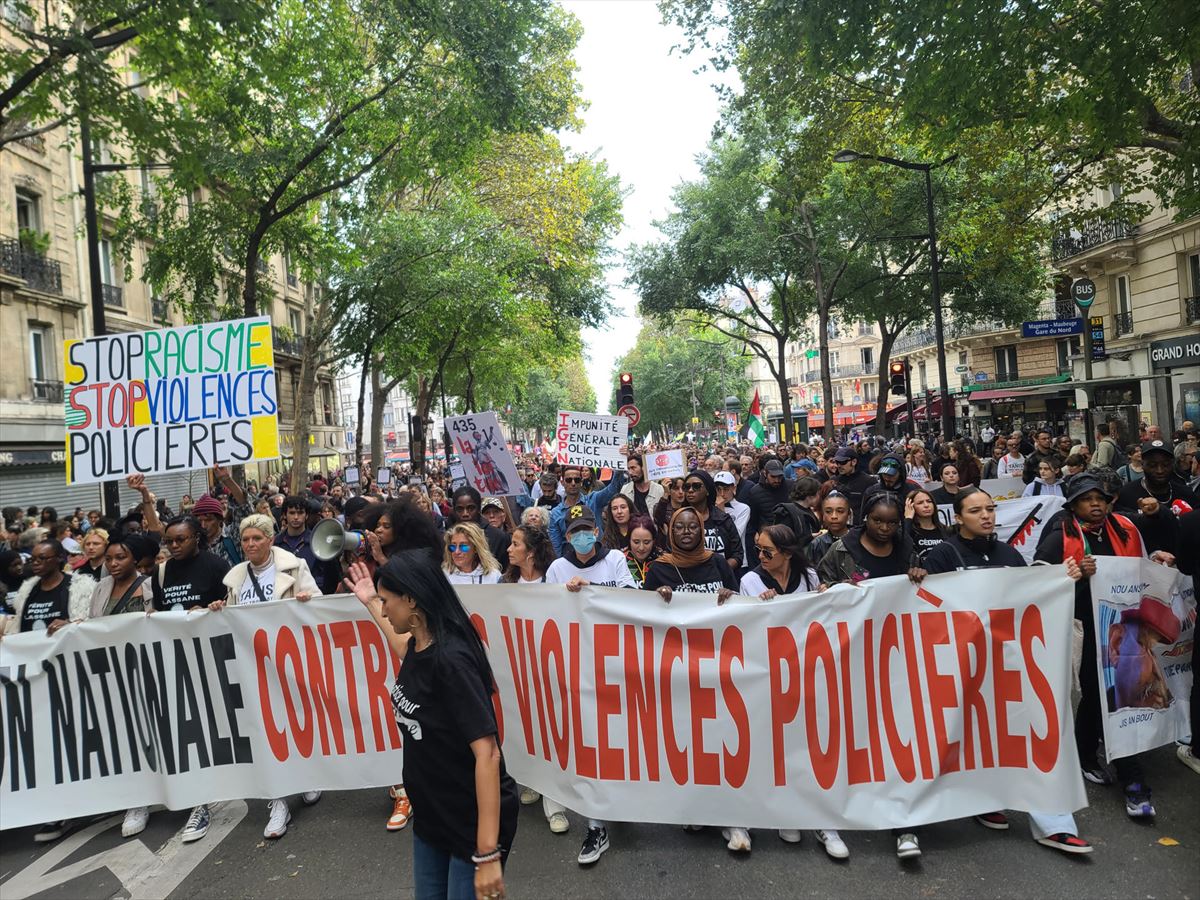 Manifestación contra la violencia policial en París. Foto: EFE