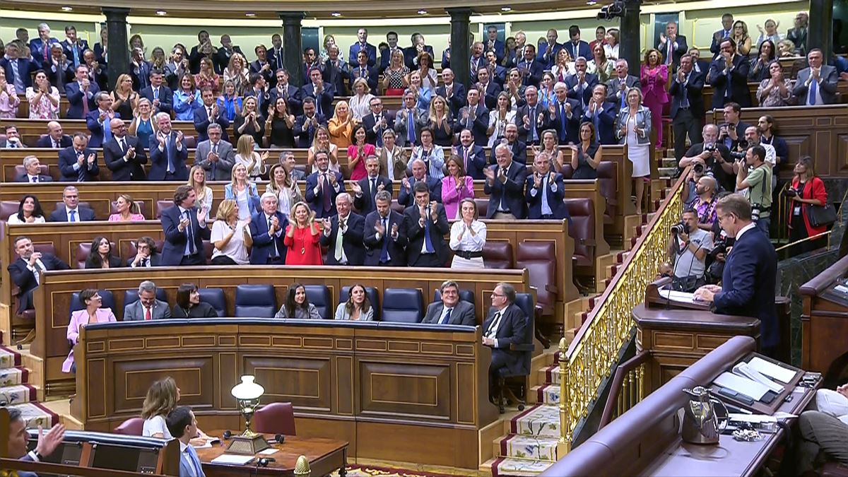 La bancada del PP se levanta al grito de ''cobarde, cobarde'' contra Sánchez por no intervenir en el pleno 