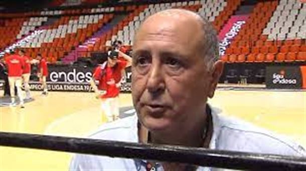 Querejeta canta en el Opening Game de Baskonia