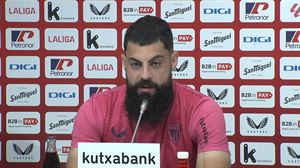 Asier Villalibre: ''Badakigu Bartzelonako partida zaila izango dela, baina gogotsu gaude''