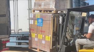 Hasi dira laguntza humanitarioa deskargatzen Gazan