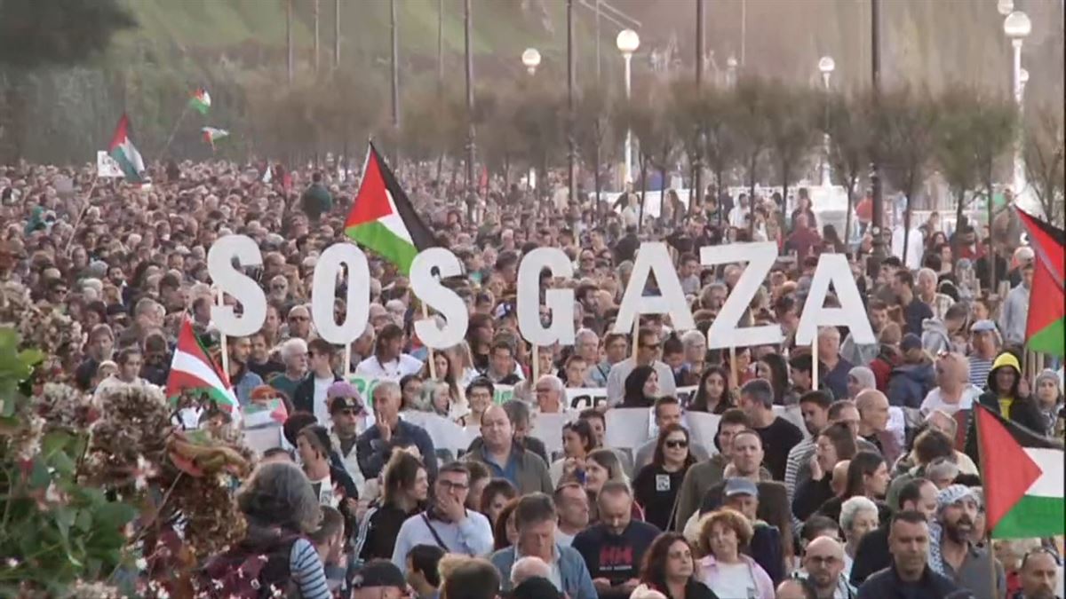 Palestinarekiko elkartasun manifestazioa Donostian. Argazkia: EFE
