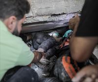 Israel intensifica los ataques en Gaza y bombardea también Cisjordania, Líbano y Siria