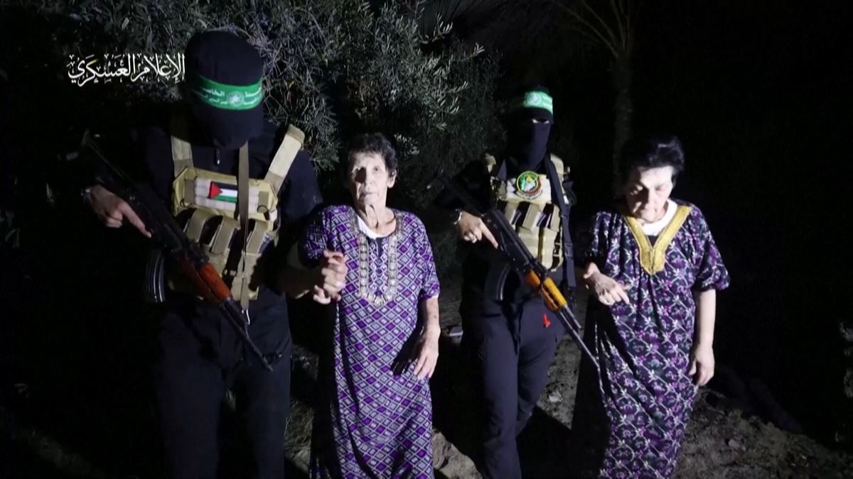 Gazan bahituta zeuden bi emakume israeldar askatu ditu Hamasek