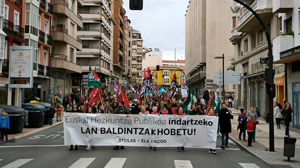 Hezkuntzan deitutako greba-egunaren mobilizazio bat. Argazkia: Steilas