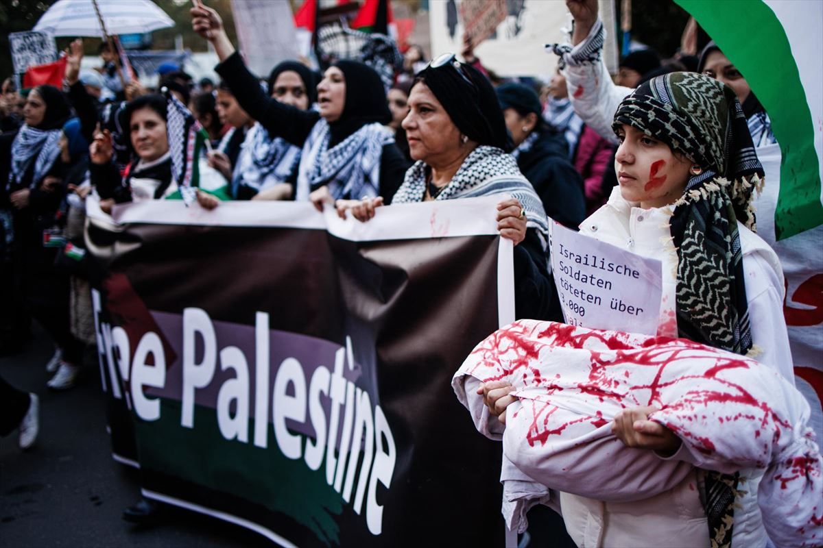 Palestinaren aldeko manifestazioa Berlinen. EFE. 
