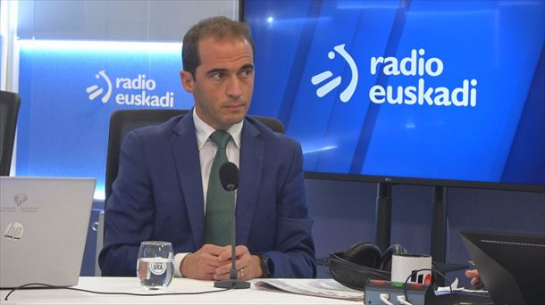 El director del Ente Vasco de la Energía, Iñigo Ansola, en Radio Euskadi