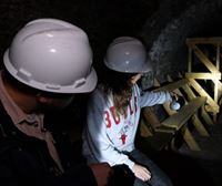 Bajamos 26 metros bajo tierra en 'Victoria Tunnel', antes de ponernos en la piel de 'Harry Potter'