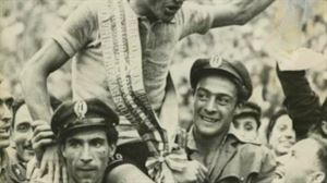 ITALIA O3: Trieste: un cruce de caminos muy peligroso en pleno Giro de 1946