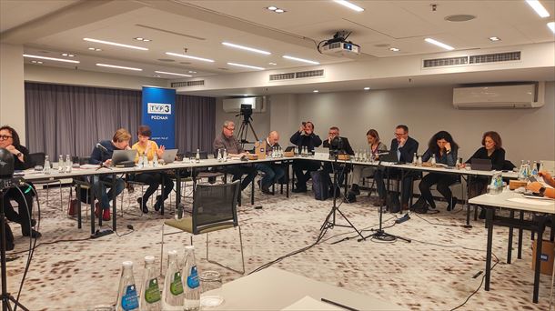 Asteburu honetan Poznanen (Polonia) egindako bileraren irudia