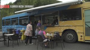 Sanprubusa, kafetegi bilakatutako autobusa: ezagutu nahi al duzue?