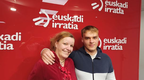Marija eta Matteo Duvronic, Euskadi Irratiko estudiora sartu aurretik