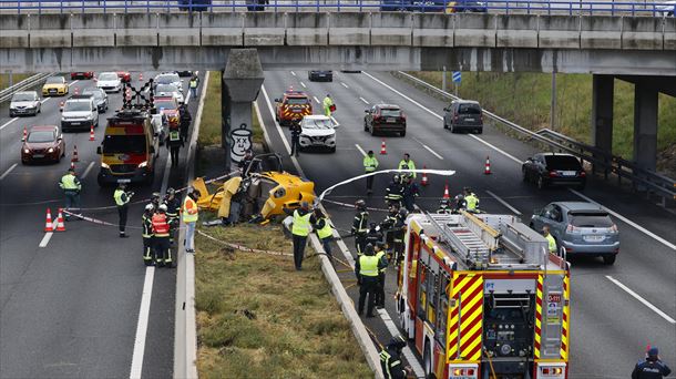 Helicóptero accidentado en Madrid. Foto: Efe