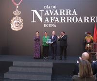La UNED de Pamplona recibe la Medalla de Oro de Navarra 2023