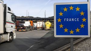 Frantzia mugako kontrolak indartzen hasi da, eta apirilera arte mantenduko du neurria