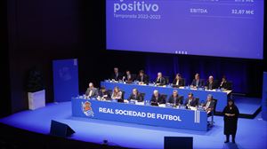 Respaldo total de los accionistas de la Real Sociedad a Jokin Aperribay y a su consejo de administración