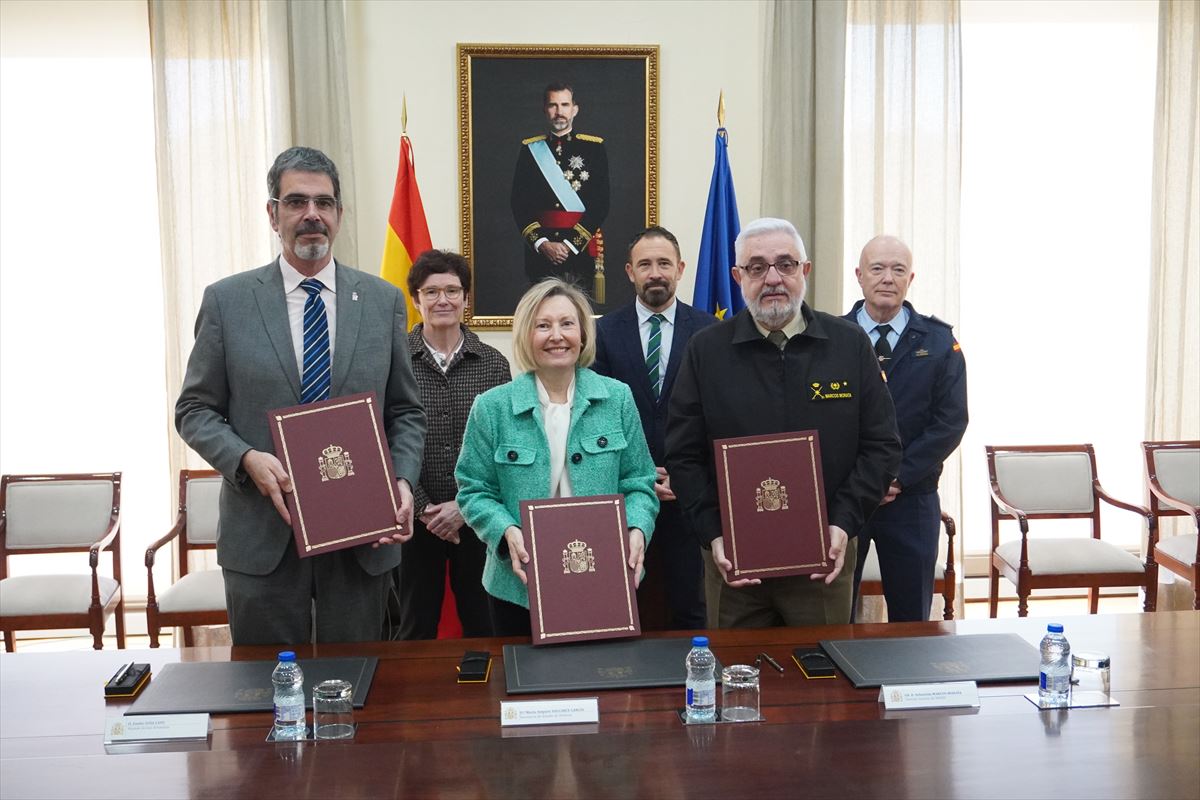 Firma del acuerdo en Madrid. Foto: Ayuntamiento de San Sebastián