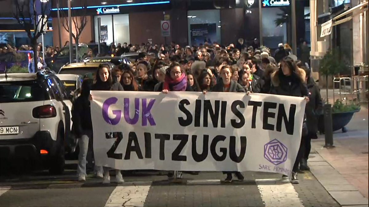 Manifestación de esta tarde en Gernika. Captura de imagen de un vídeo de EITB