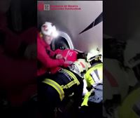 Rescatada una mujer en Puente la Reina tras quedar atrapada bajo la autocaravana en la que viajaban