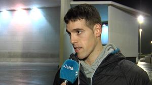 Julen Alberdi 'Txikia'k Iker Vicenteren desafioa onartu edo ez ''pentsatu'' behar duela adierazi du