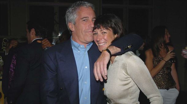 Jeffrey Epstein eta Ghislaine Maxwell. 