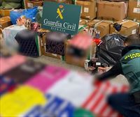 Doce detenidos en Bizkaia por comercializar mercancías falsificadas cuyo valor supera los 2,1 millones