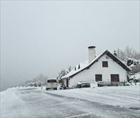 Aviso naranja para hoy en Navarra por fuertes rachas de viento y por nieve en el Pirineo