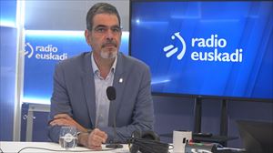 Eduardo Chillida Donostiako ikur nagusietako bat dela nabarmendu du Eneko Goia alkateak