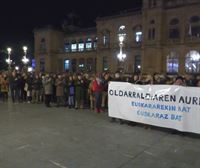 Protesta jendetsua Donostian, udaltzain posturako euskara eskakizuna baliogabetu duen azken epaiaren aurka