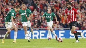 Kopako final-laurdenetan izango da Athletic, Alaves kanporatuta (2-0)