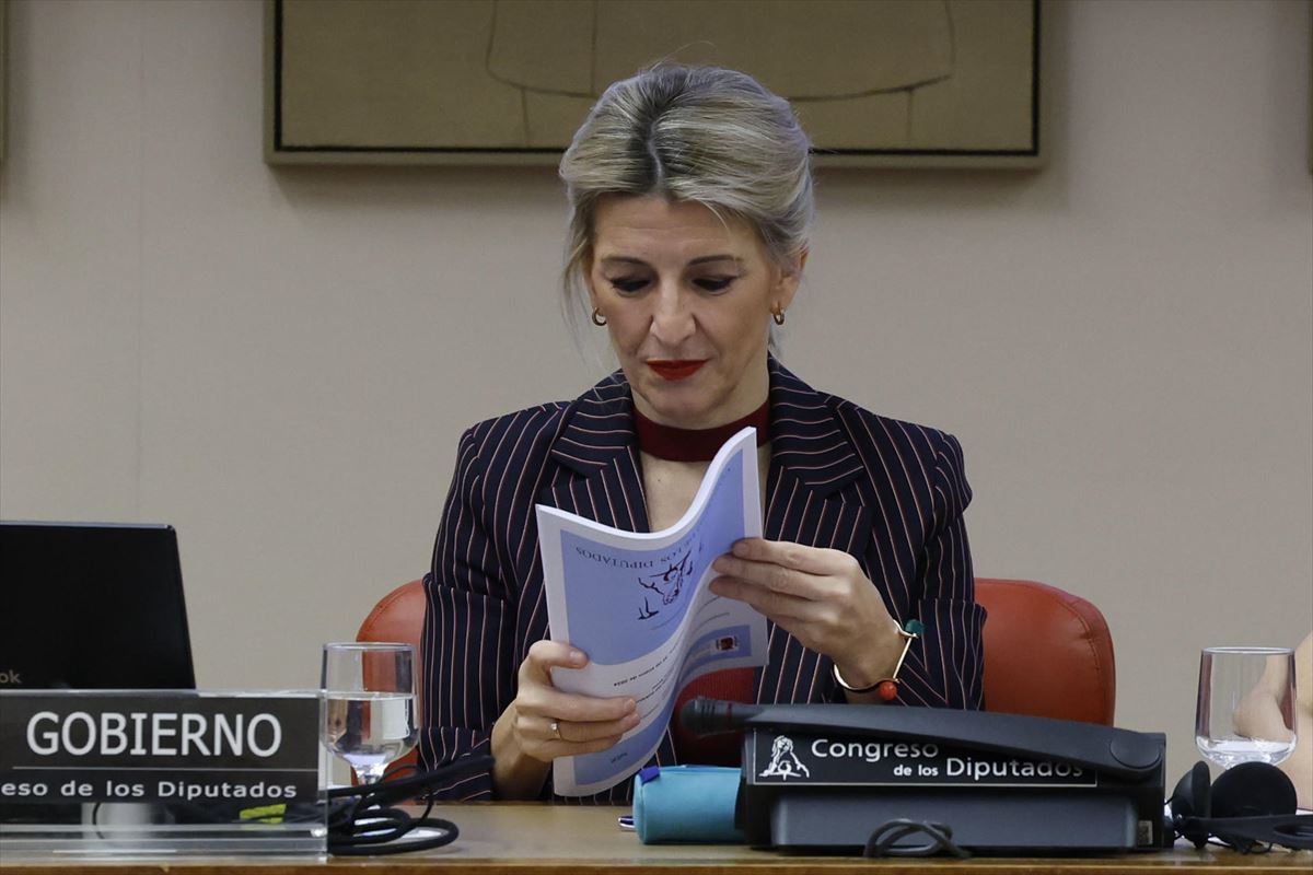 La ministra, Yolanda Díaz, en la Comisión de Trabajo del Congreso. Foto: EFE