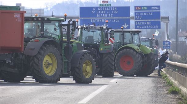 Protestas de trabajadores del sector agrícola de Iparralde, en Baiona