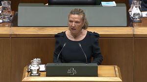 Sagardui afirma que han logrado el objetivo de bajar el tiempo de espera para cirugías y atención primaria