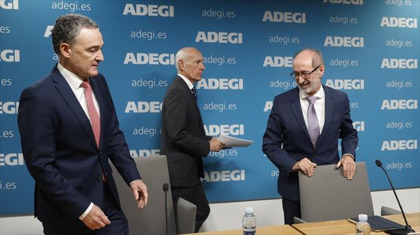 Los responsables de Adegi, Ayerza, Junkera y Sasigain, este viernes, en rueda de prensa
