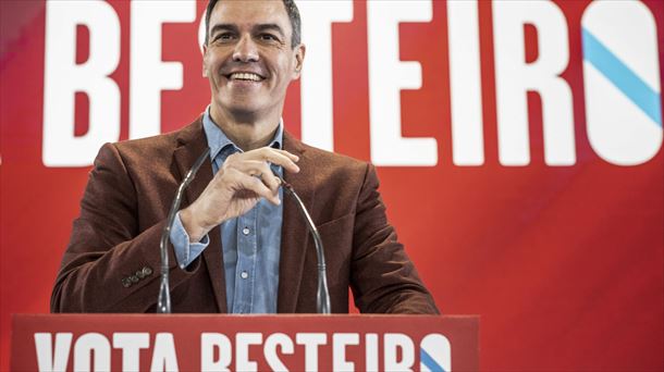 Pedro Sánchez en el acto de campaña del PSG hoy en Ourense. Foto: EFE