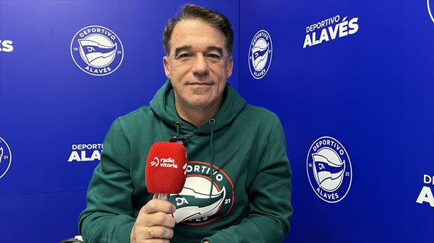 Luis García Plaza: ‘El gran valor del Deportivo Alavés es su afición'