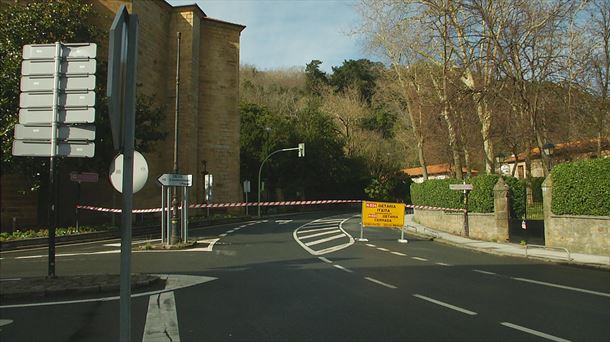 Carretera cortada hacia Getaria, en Zarautz. EITB Media. 