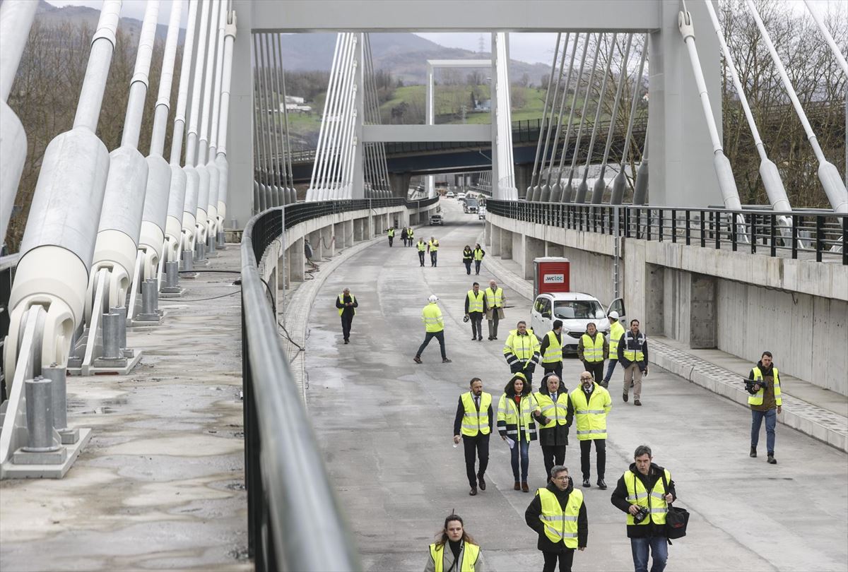 Tramo del TAV entre Hernani y Donostia. Foto: EFE