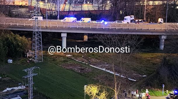 La A-15 en Hernani (Gipuzkoa), lugar del siniestro mortal. Imagen: Bomberos de Donostia