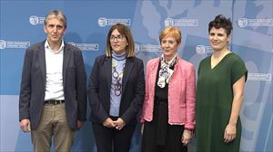 Las instituciones se comprometen a simplificar la gestión y tramitación de las ayudas para el sector primario