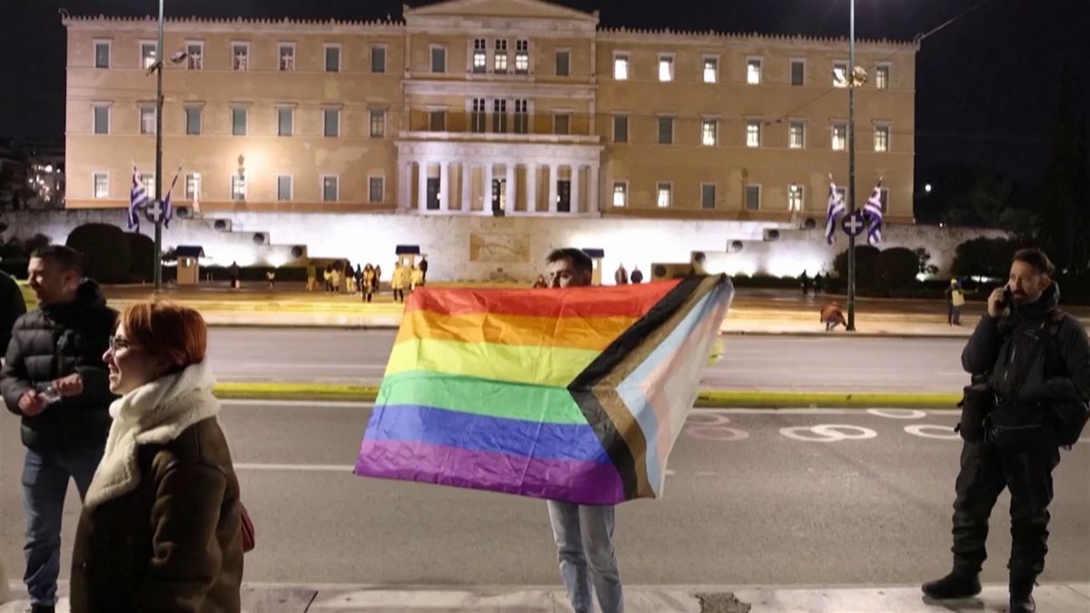 Celebración en Atenas. Imagen obtenida de un vídeo de Agencias.